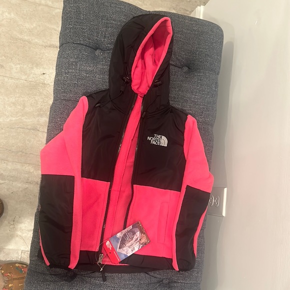 The North Face Other - Brand new north face fleece kids jacket